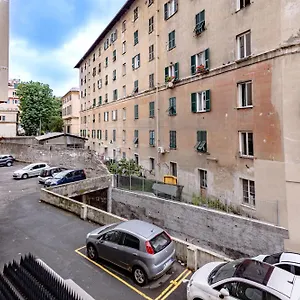 Dolce Casa Di Sve Vicino La Stazione Апартаменты